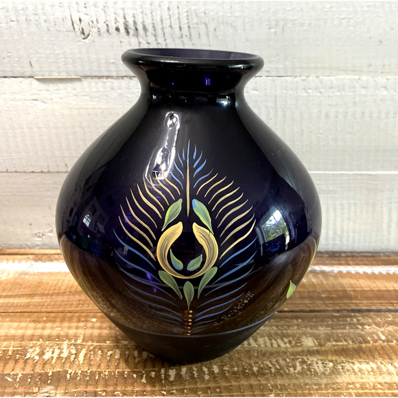 Vintage Fenton Glass Purple Vase Painted Peacock Feather K. Brightbill 7.75" - Picture 2 of 12